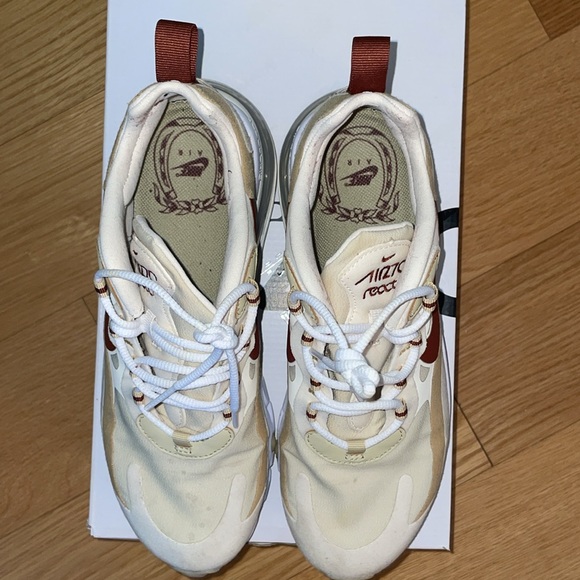 Women’s Nike Air Max 270 React ‘Equestrian’ - Picture 5 of 9